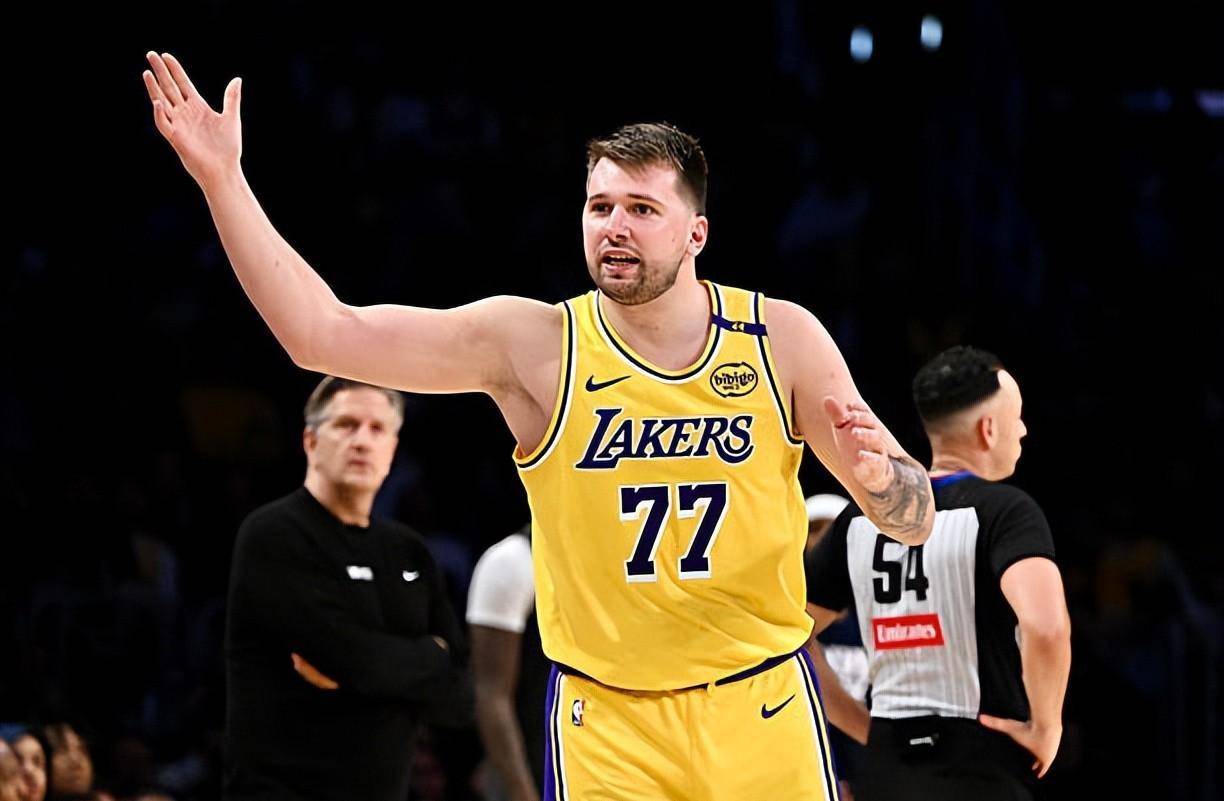 九游中国下载-东契奇官方宣布战术调整新规，澳大利亚队引发争议！热度持续攀升的简单介绍-九游中国下载